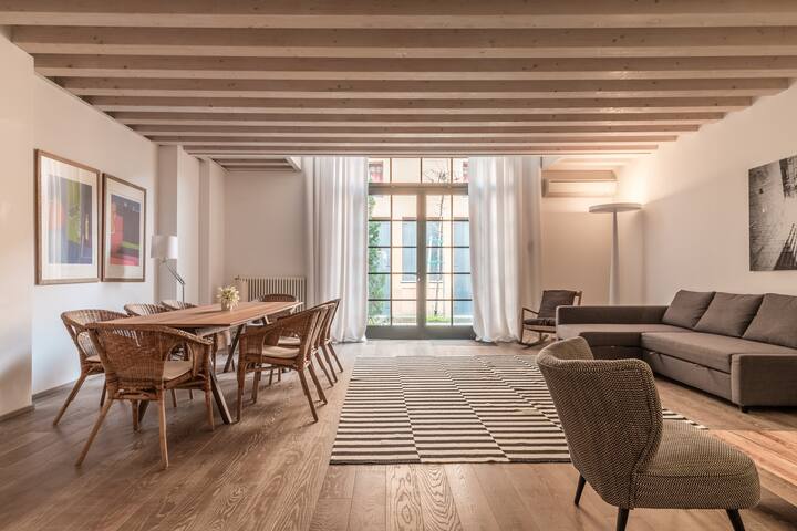 Duplex Casin dei Spiriti for 12 pax gallery image 3