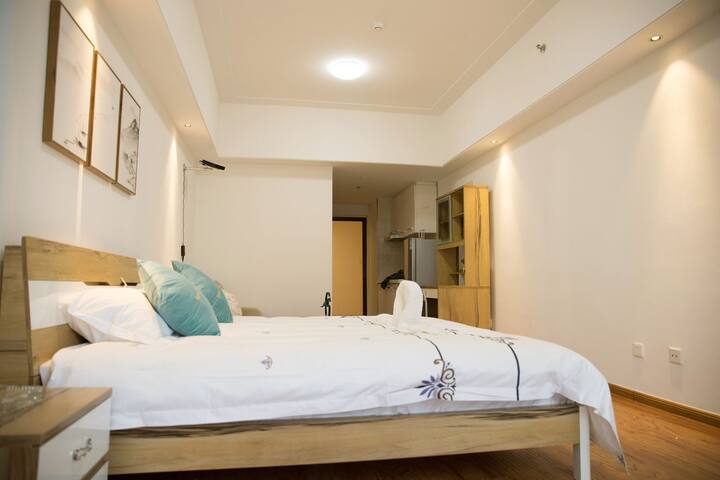 万达恋上民宿悠然时光私人影院大居室大床房 July 21 Apartment In Shangrao China 1 Bedroom 1 Bathroom 万达恋上民宿悠然时光私人影院大居室大床房 July 21 Apartment In Shangrao China 1 Bedroom 1 Bathroom