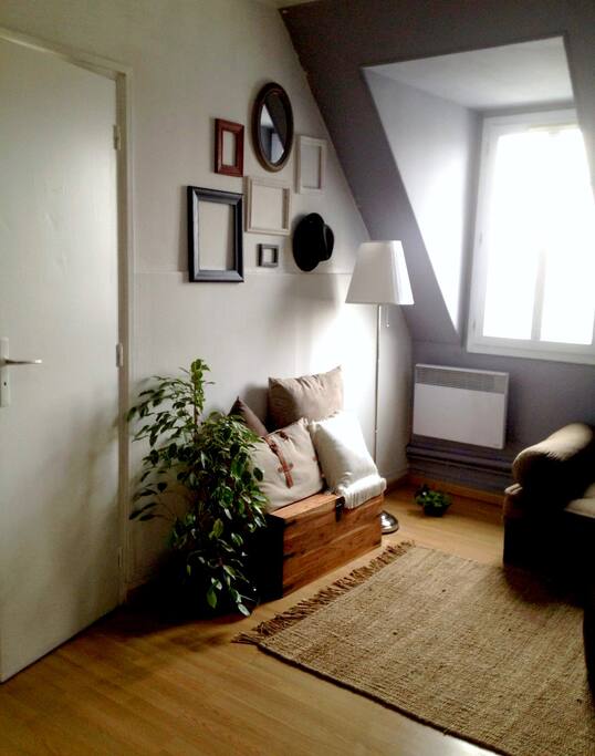 SALON - LIVING ROOM