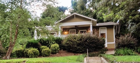 Successful Airbnb property: North Shore Bungalow with hot tub. Great location in Chattanooga