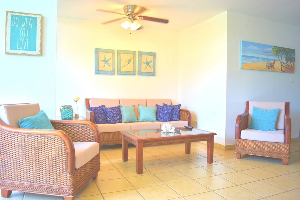 Living Room with beautiful decorations!