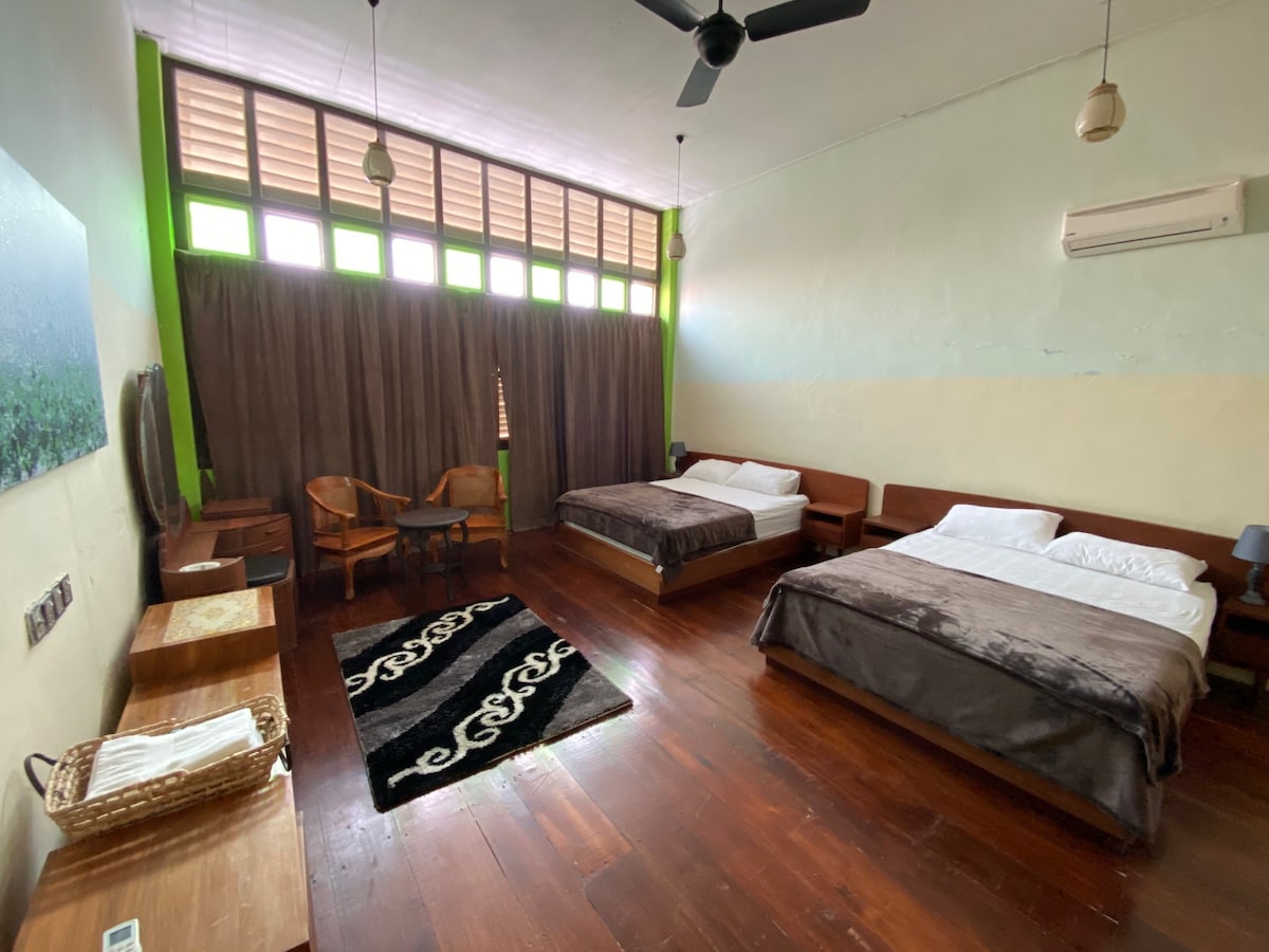 一楼宽敞的房间