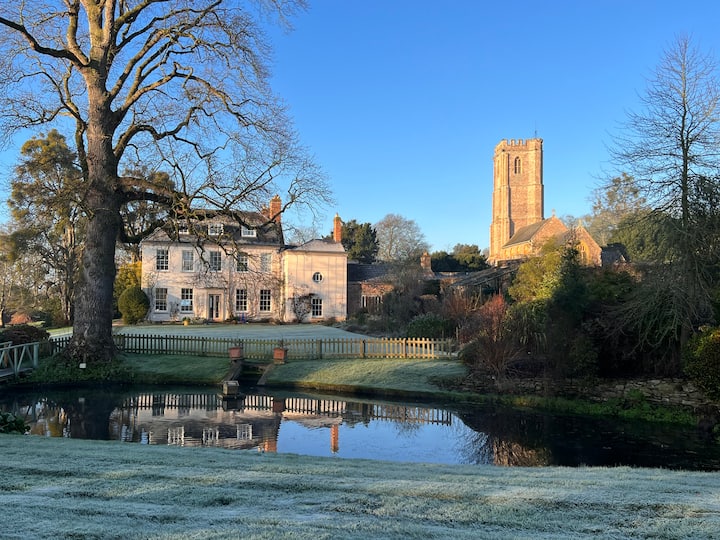 Listed rectory, Private Hot tub Somerset Guest suites for Rent in West Monkton