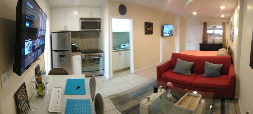 Studio in Tijuana Otay 5 min.Airport,  Mall,Border