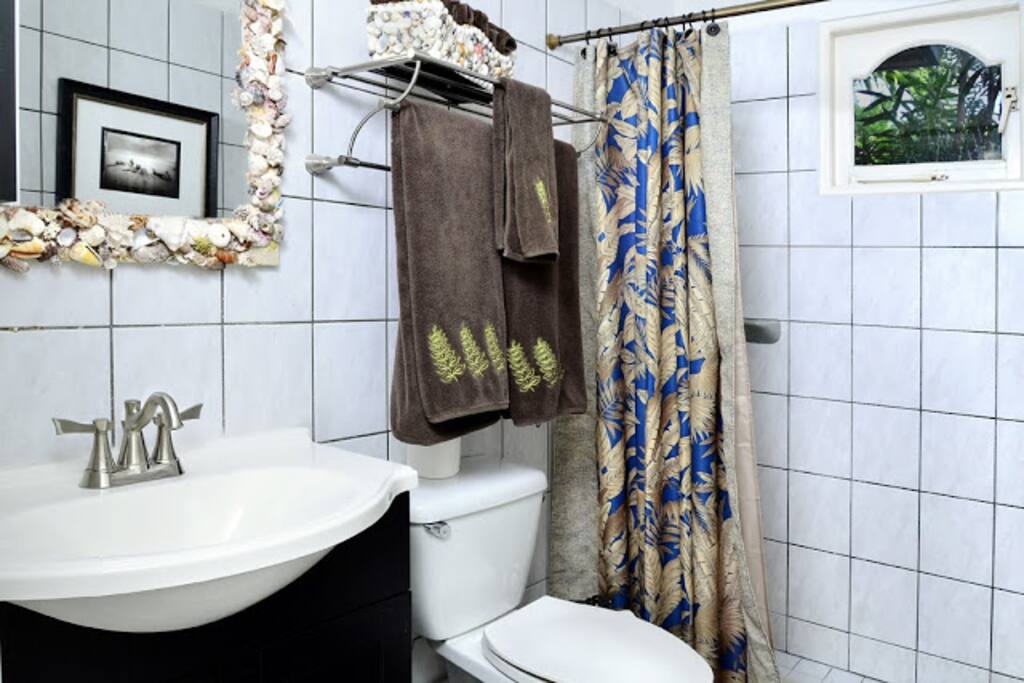 2 full bathrooms