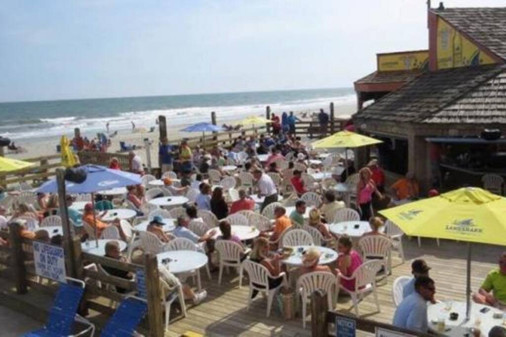 Ocean Front Pool Bar Deck