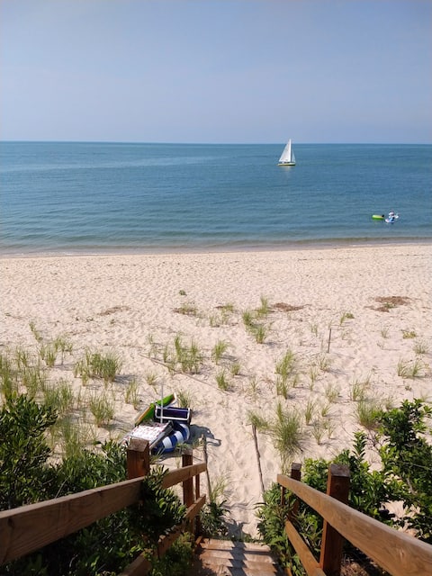 PRIVATE BEACH  Bay views