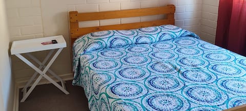 Single or family room for up to four people.