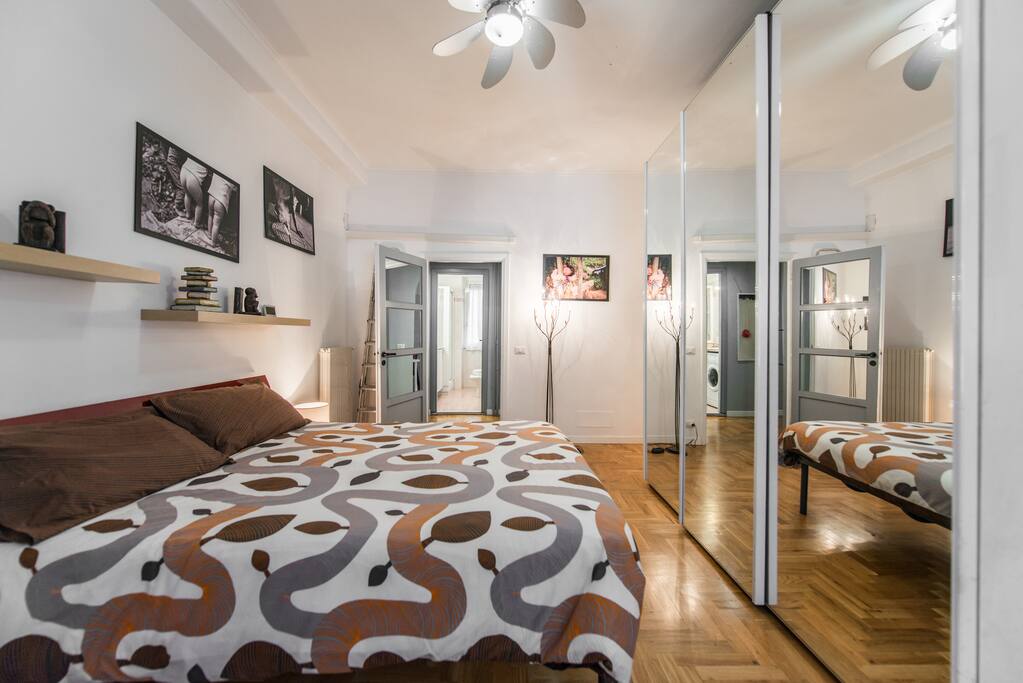 "Very nice location and very close to the public transportation and Rome University. Good for any type of travel." - John ★★★★★