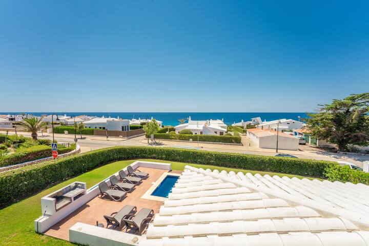 Bini Nura gallery image 3