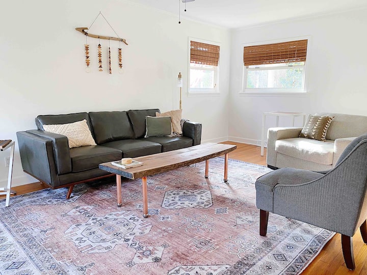 Charming Rock Hill Ranch 3bd/2ba