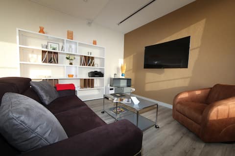 Propriété Airbnb réussie: The 360° Perret 19th Panorama 4-star tour à Amiens