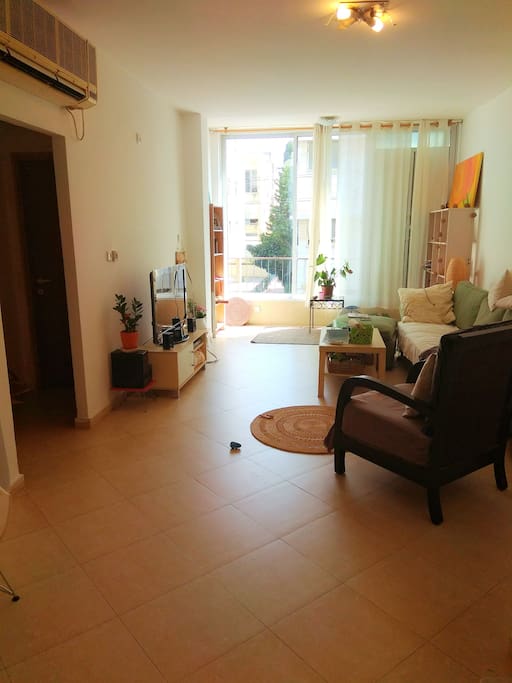 Huge comfort full of light living room