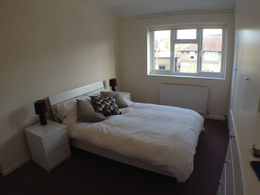 Large double bedroom - loads of storage