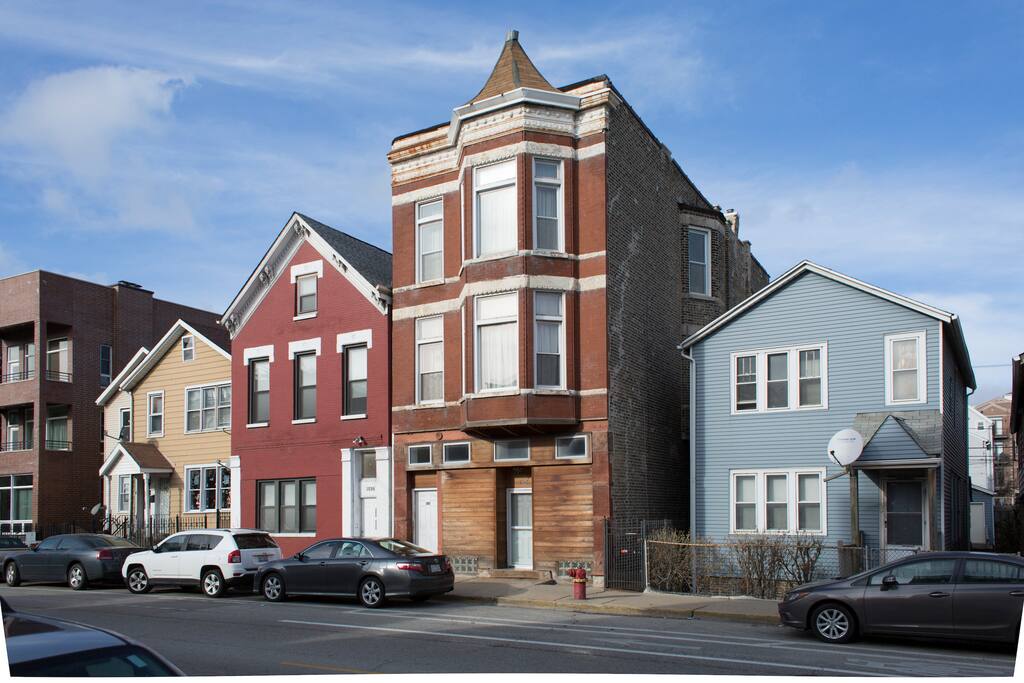 Cozy Room in Wicker Park/West Town - Apartments for Rent  