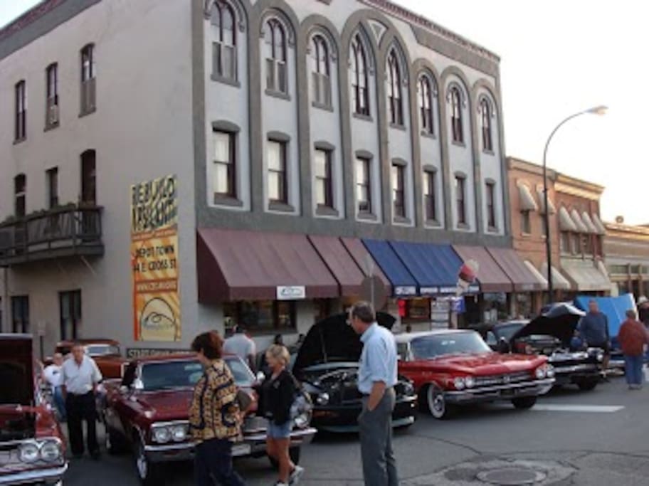 Cruise night in Ypsilanti's Depot Town.