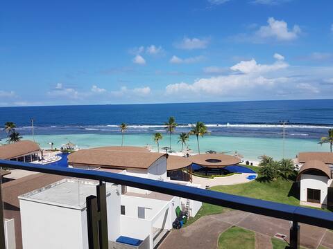 Beachfront Views / Ocean view in Playa Escondida