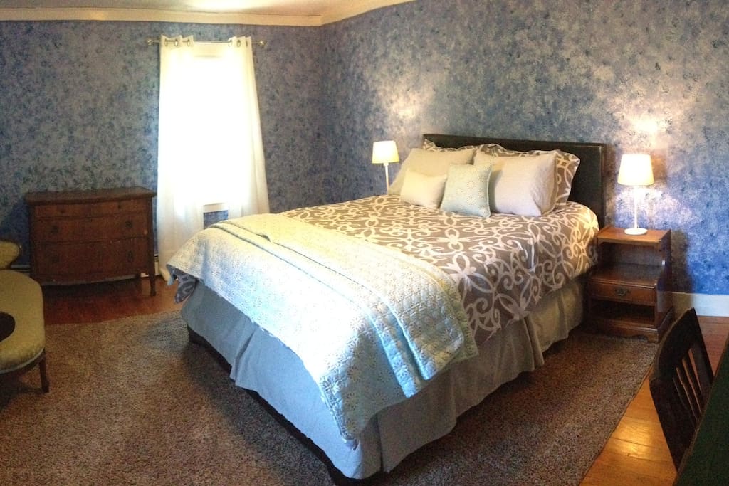The master bedroom is called "Viburnum"