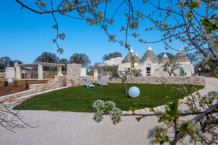 Trulli Alessia – Ostuni – Piscina riscaldata gallery image 3