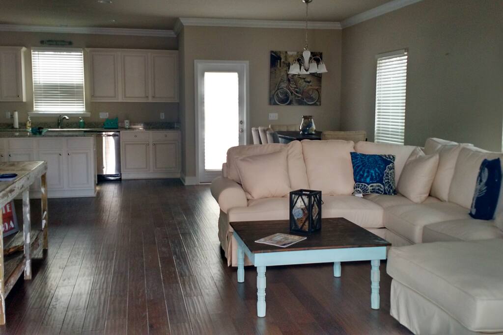 Open cozy floor plan