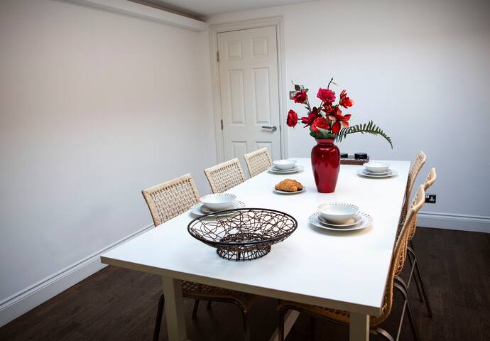 Amazing Duplex Apartment Sleeps 7 gallery image 3