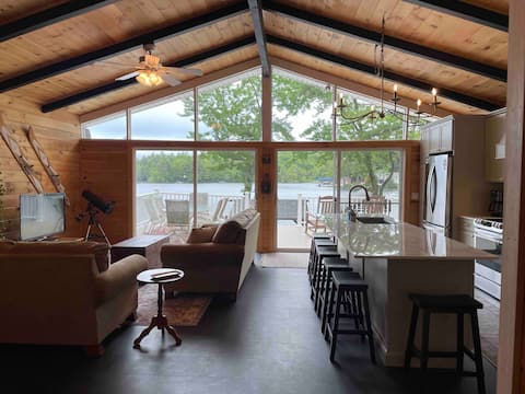 Lake Winnipesaukee Waterfront Island Cottage