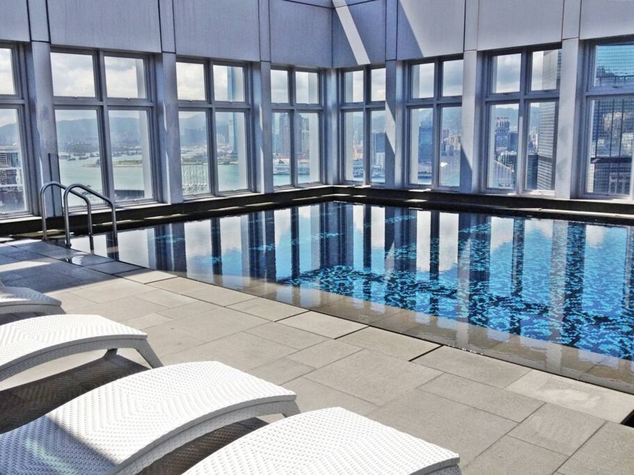 Incredible rooftop swimming pool