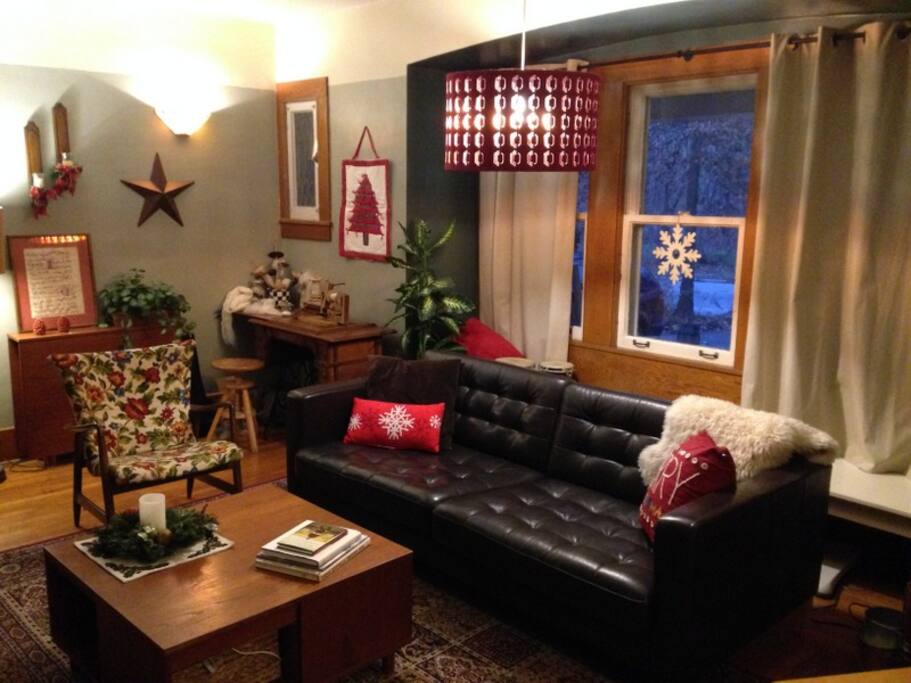 Cozy and ready for watching TV, playing piano, or snuggling by the fire.
