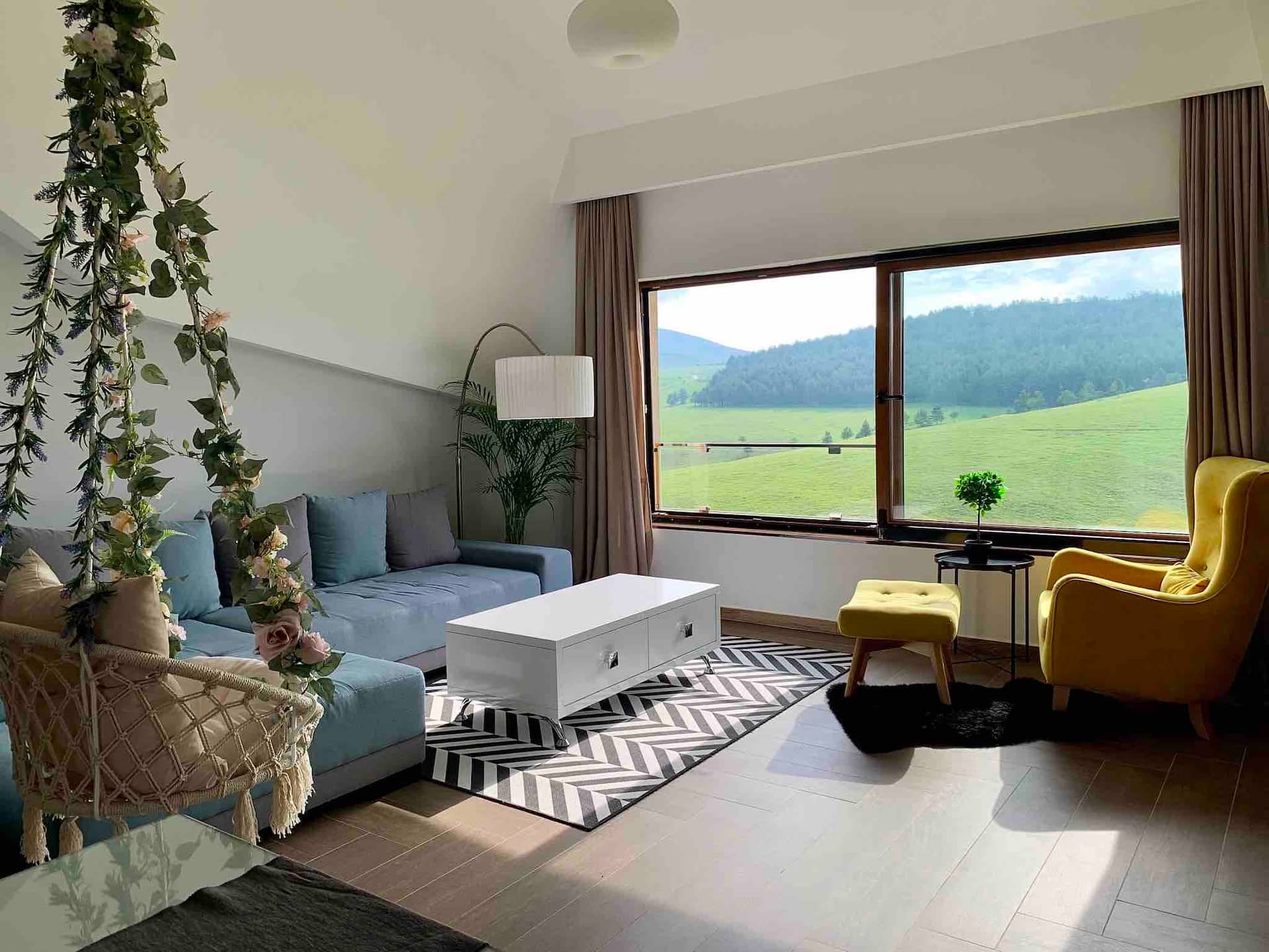 OPEN VIEW PENTHOUSE