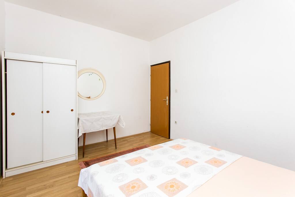 Bedroom #1