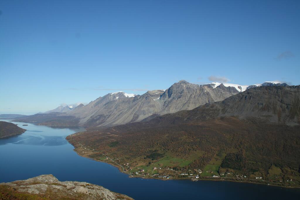 Lakselvbukt seen from Lakselvnesåsen(Sjåberg)