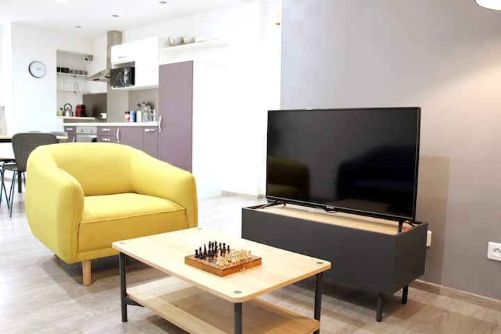 Appartement Avec Cour Privée Au Centre-ville - Baume-les-Messieurs