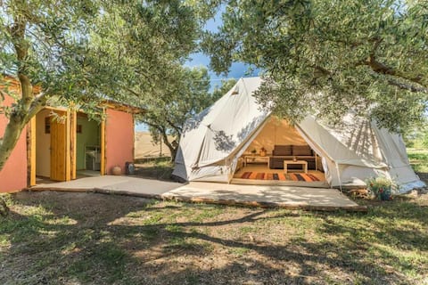 Top Airbnb: Luxurious Glamping Tent in an olive grove in Δήμος Θερμαϊκού