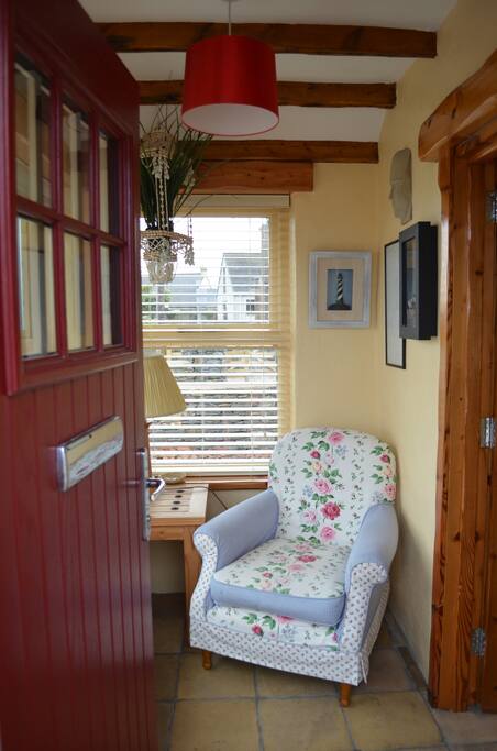 Inviting entrance to Red Roofs cottage.