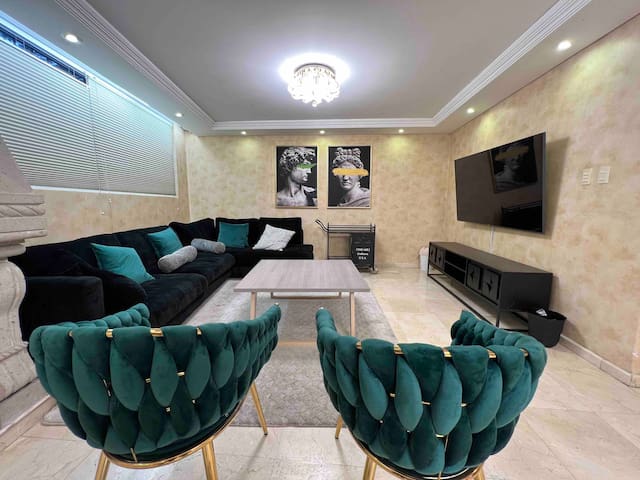 Spacious Polanco Home with Patio, Ideal for Groups