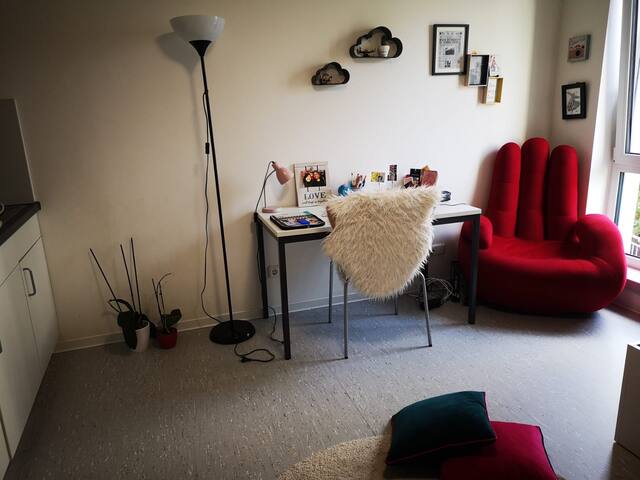 Schönes Zimmer, Nah Deutz und Köln Messe,nice flat