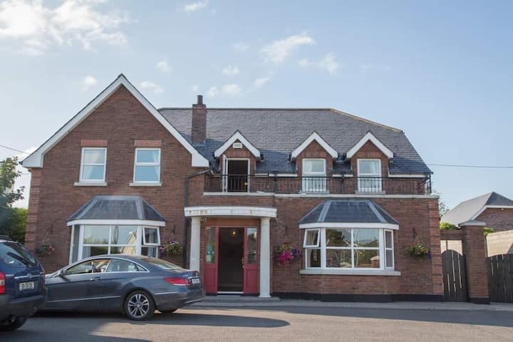 A Family Run Boutique Bed &Breakfast. - Trim