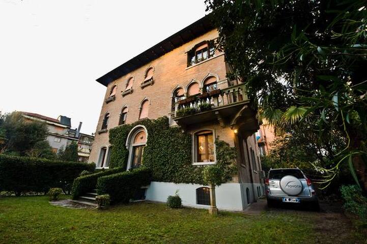 Villa Liberty con giardino privato gallery image 2