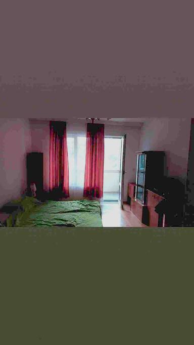 Schlafzimmer 1