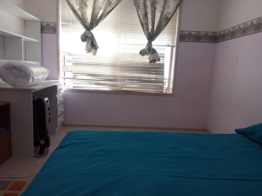 Room 03