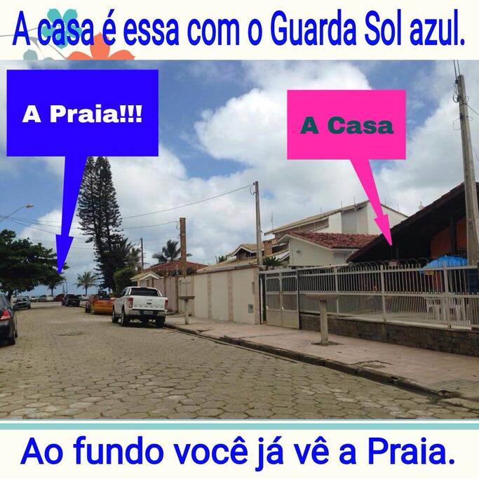 Casa a poucos metros da praia.