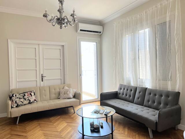 HighEnd 2bdr Apt in Plaka(+Netflix) -50mbps wifi- gallery image 5