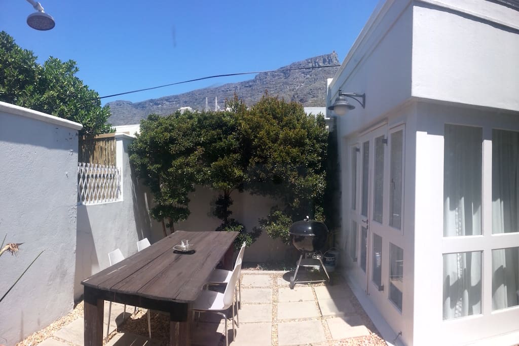 Courtyard with mountain view