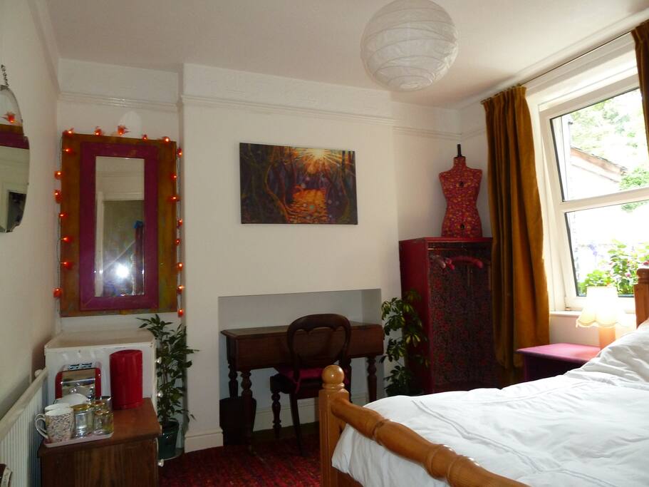 Same with paler bedding