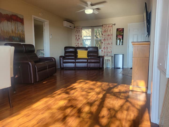 Private Brazos River Cabin - Hamm Creek Park - Lake Whitney, TX