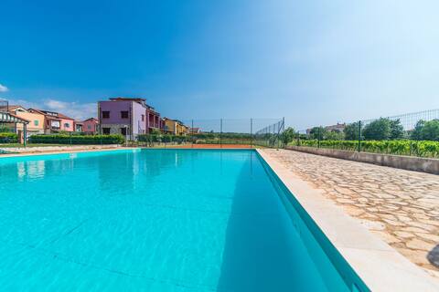 Two-Bedroom Apartment Gordana Ghedda