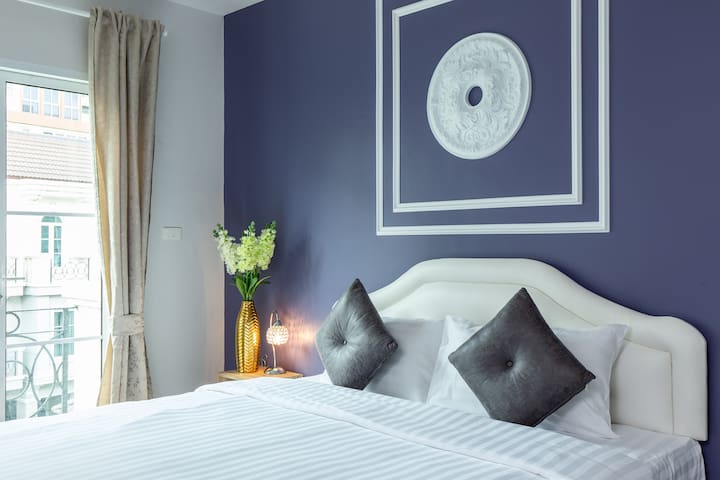 Breezy Haus In Asoke (Pool, walk to BTS/MRT) II gallery image 3