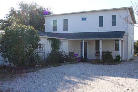 Mediterranean style home in downtown Beaufort!