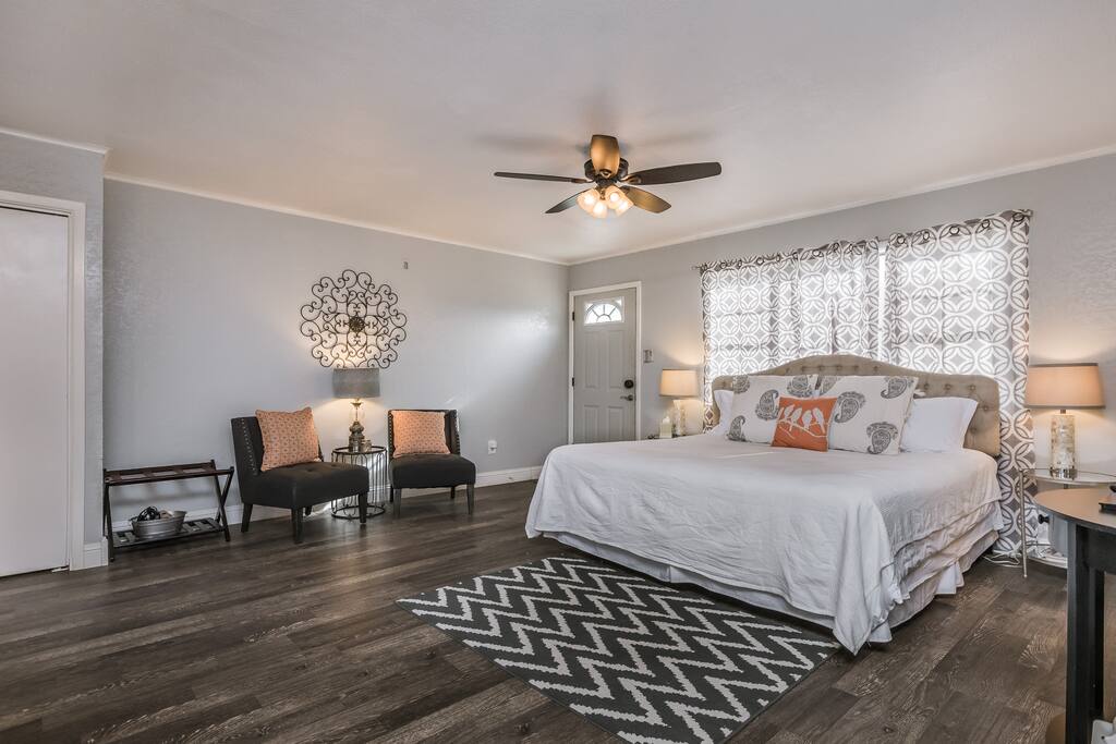 Bivins Suite Guesthouses for Rent in Amarillo, Texas, United States