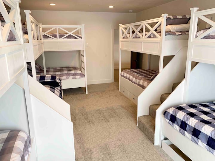 Dormitorio con literas #2